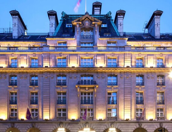 Harris Morden students visit The Ritz